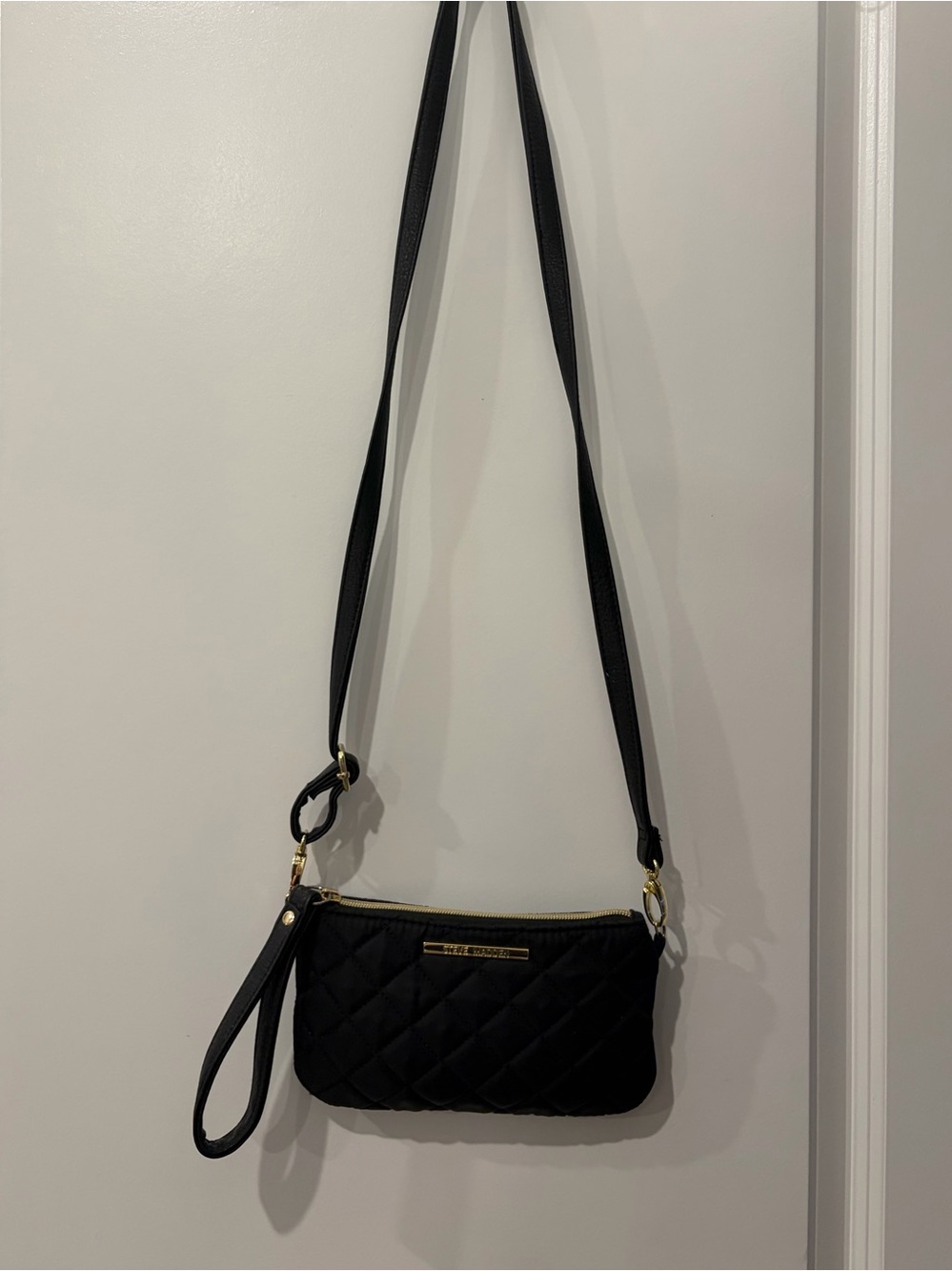 Steve Madden Black Quilted Crossbody Wristlet - Women's Bag